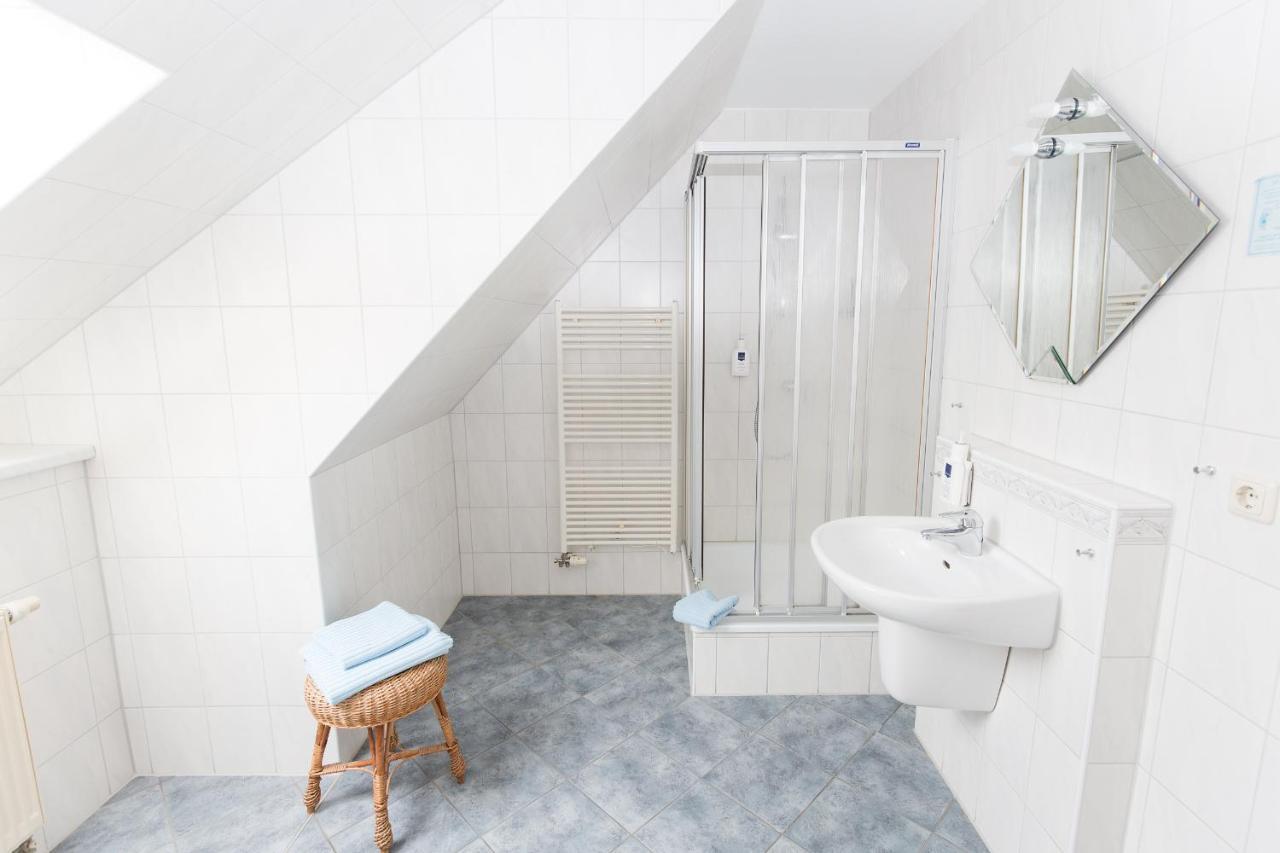 Hotel Garni Am Deich Zingst Esterno foto