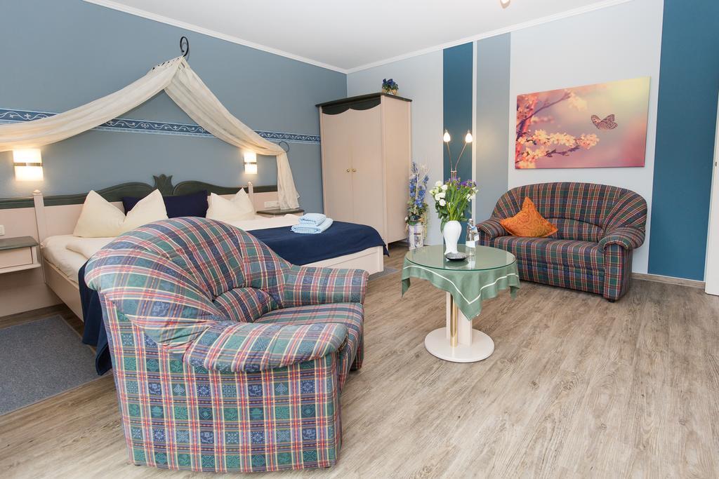 Hotel Garni Am Deich Zingst Camera foto