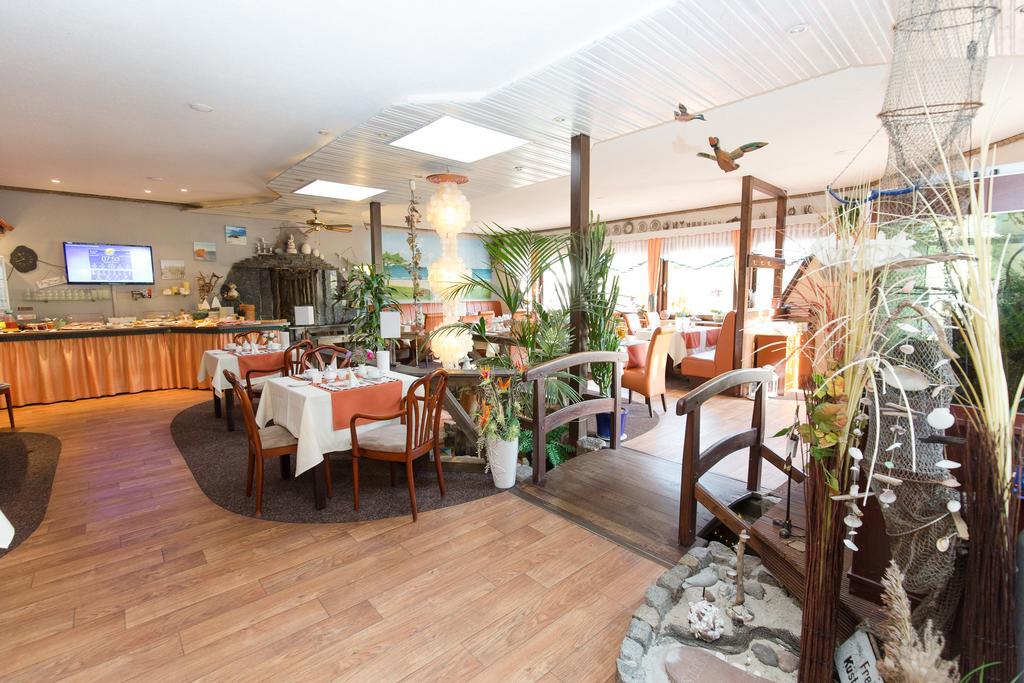 Hotel Garni Am Deich Zingst Esterno foto