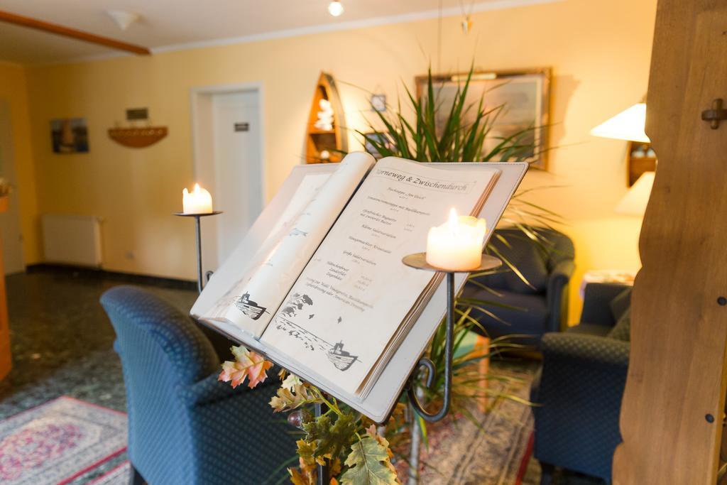 Hotel Garni Am Deich Zingst Esterno foto